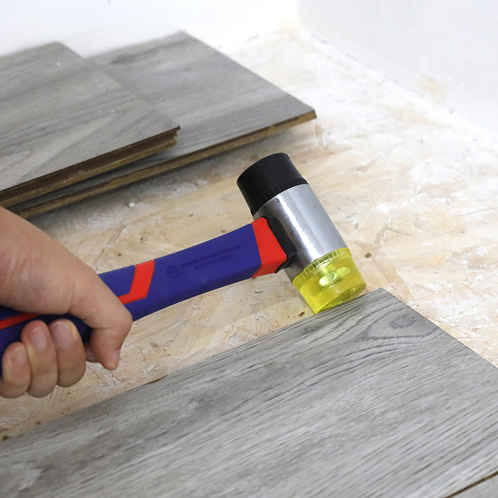 MARTILLO DE NYLON CON MANGO DE FIBRA DE VIDRIO. WORKPRO - Imagen 4