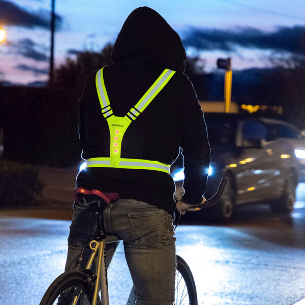 ARNÉS REFLECTANTE CON LED PARA DEPORTISTAS INNOVAGOODS - Imagen 5