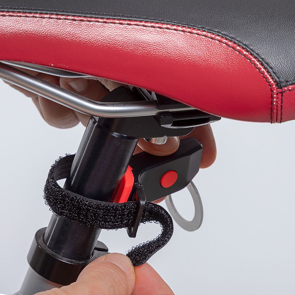 LINTERNA LED TRASERA PARA BICICLETA BIKLIUM INNOVAGOODS - Imagen 3