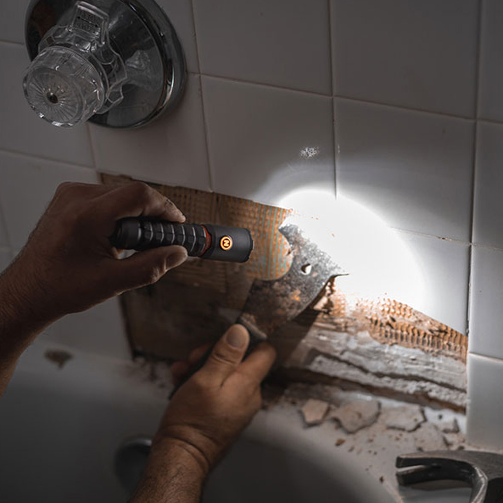 LINTERNA TORCHY 2K. COMPACTA RECARGABLE. NEBO - Imagen 10