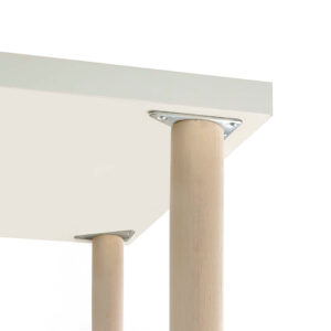 BLISTER CON 4 PLETINAS DE FIJACIÓN FABRICADAS ACERO PARA PATAS DE MÉTRICA M8 COLOR NIQUELADO ZINCADO MOD. 484. ALTURA 7mm REI