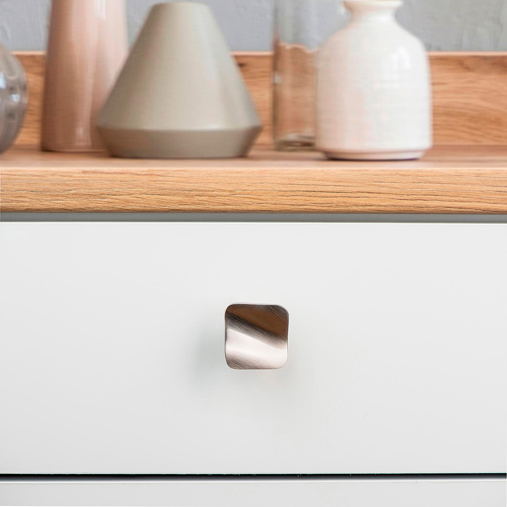 BLISTER CON 4 POMOS METÁLICOS PARA MUEBLE, CON ACABADO NÍQUEL SATINADO MOD. 749 32x31mm REI - Imagen 2