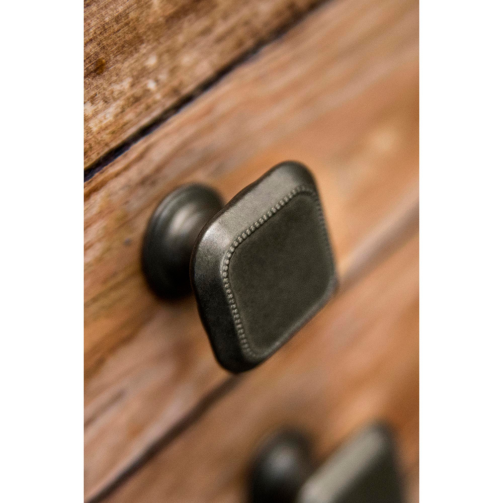 BLISTER CON 4 POMOS METÁLICOS PARA MUEBLE, CON ACABADO PLATA VIEJA MOD. 3120 30x30mm REI - Imagen 4