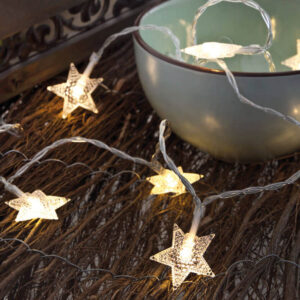 GUIRNALDA A PILAS FIJA 10 LEDS CON ESTRELLAS LUZ BLANCO FRIO 1,3m