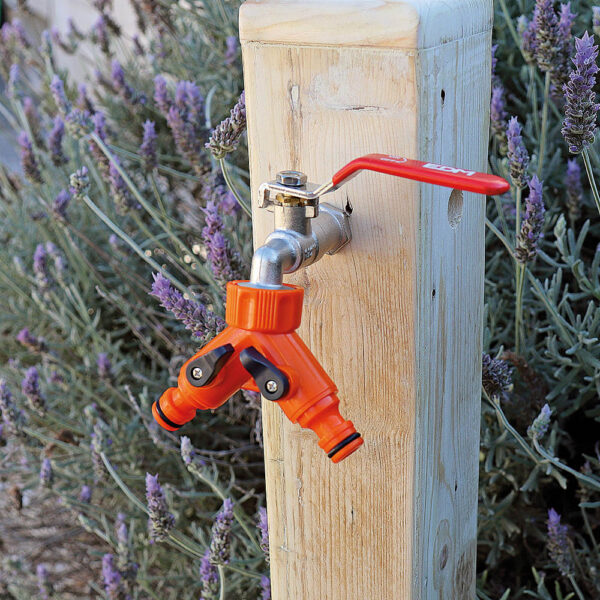 MANGUITO DERIVACION EN "Y" CON DOS LLAVES. PARA GRIFO DE ROSCA 3/4" Ø26,5mm