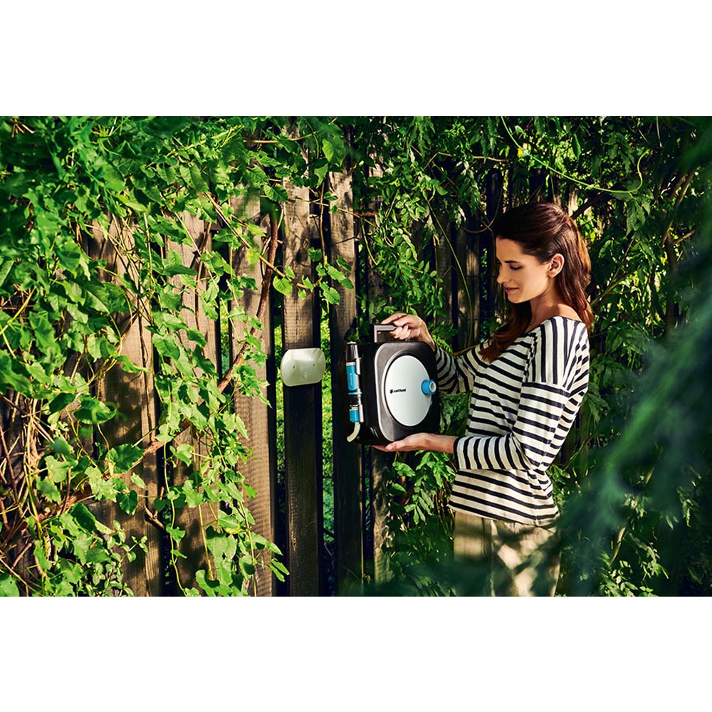 ENROLLADOR DE MANGUERA EQUIPADO DE 10 m ERGO XS CELLFAST - Imagen 2