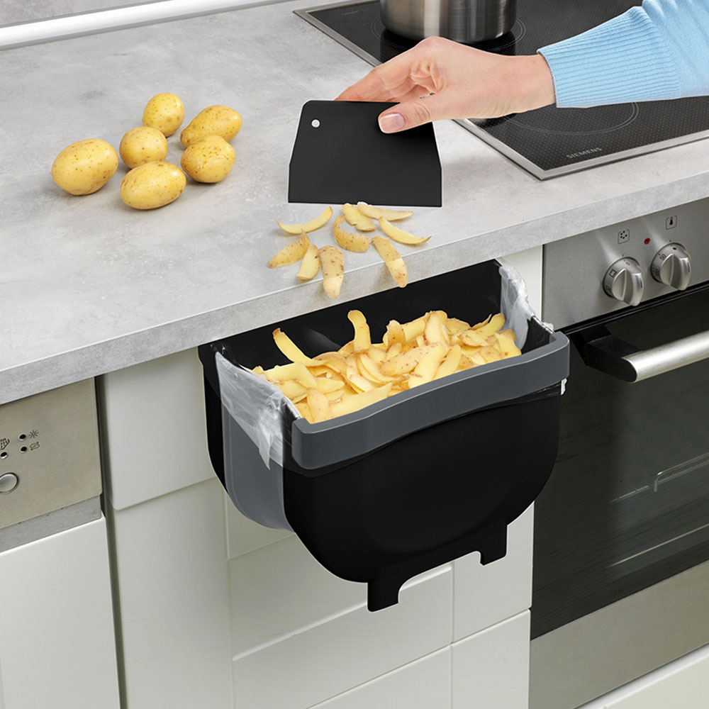 CUBO DE BASURA PARA PUERTA DE AMARIO PLEGABLE FAGO, 5 l 55028100 WENKO. - Imagen 4