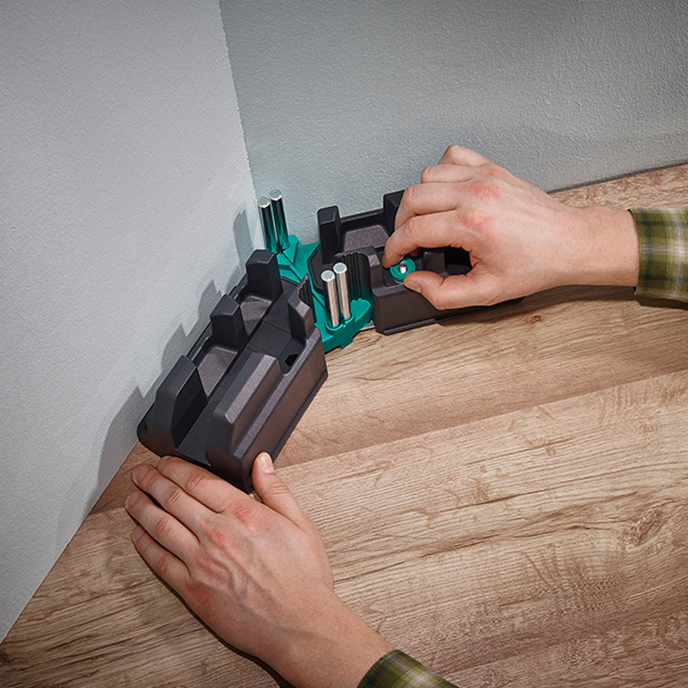 CAJA DE INGLETAR Y FALSA ESCUADRA 6948000 WOLFCRAFT