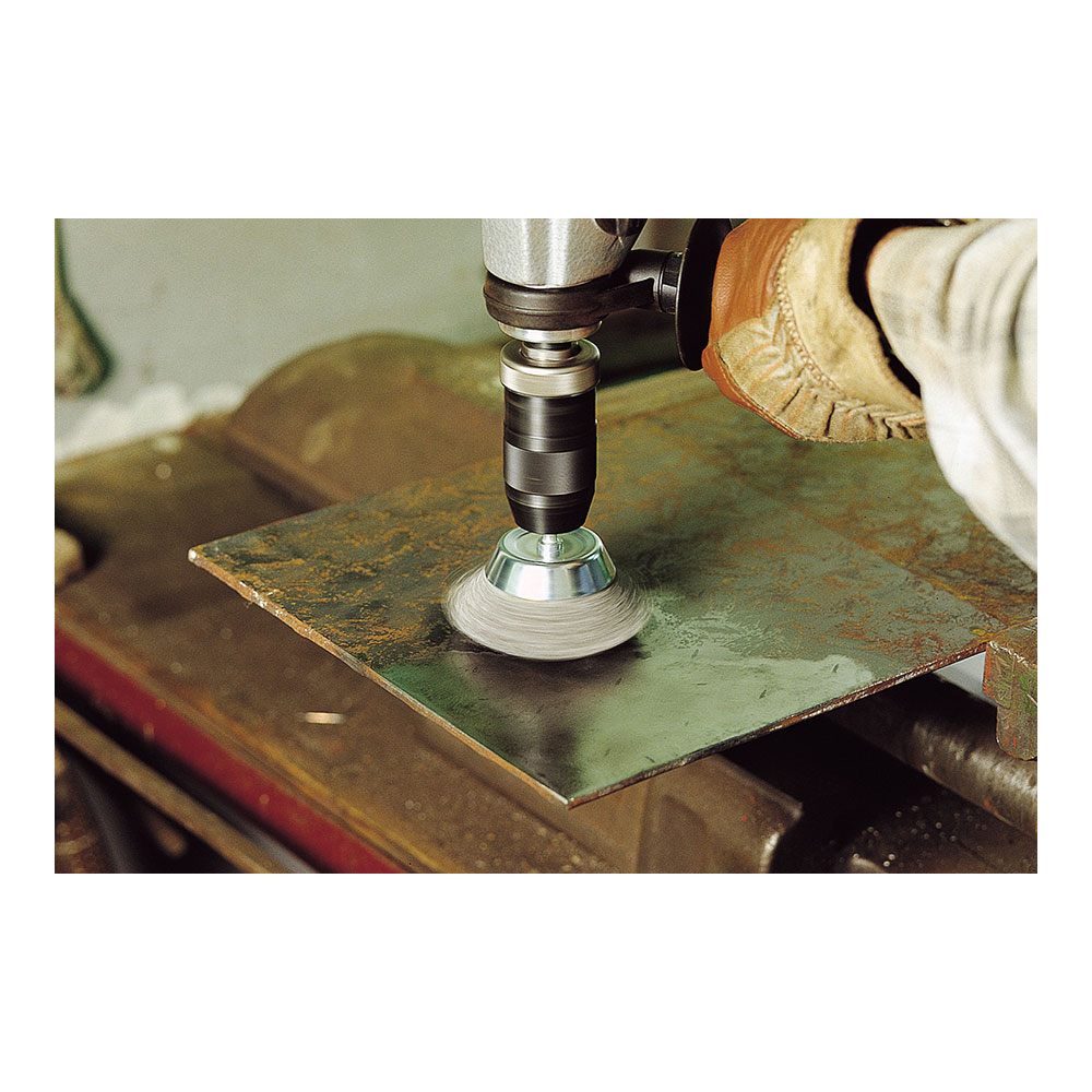 CEPILLO DE COPA DE ALAMBRE DE ACERO, VÁSTAGO HEXAGONAL, Ø50mm 2106000 WOLFCRAFT