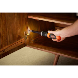 ATORNILLADOR EN LINEA 6V BCF601C-XJ BLACK+DECKER