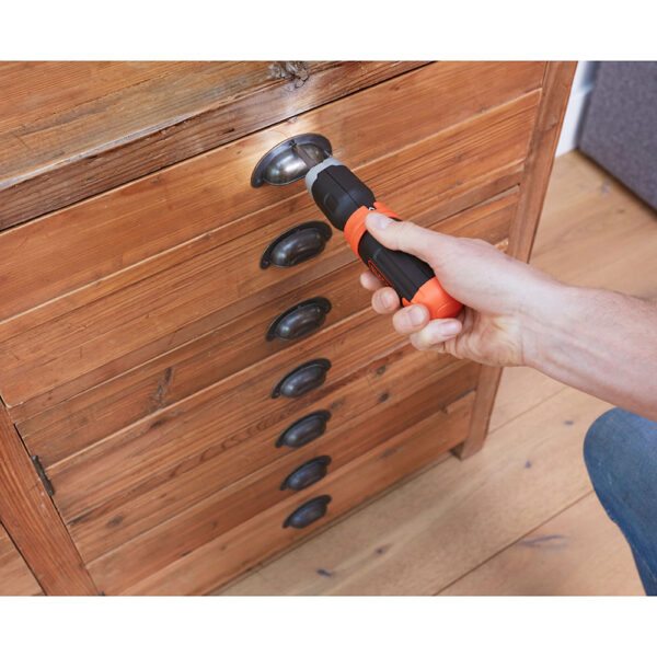 ATORNILLADOR EN LINEA 6V BCF601C-XJ BLACK+DECKER - Imagen 2