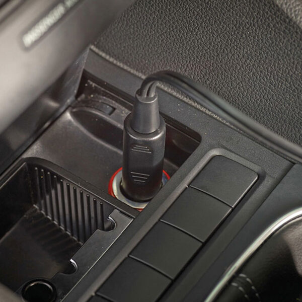 ASPIRADOR DE COCHE FLEXI 12V CON ACCESORIOS. PD1200AV-XJ BLACK+DECKER - Imagen 6