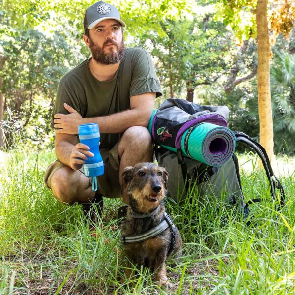 BOTELLA CON DEPÓSITO DE AGUA Y COMIDA PARA MASCOTAS 2 EN 1 PETTAP V0103141 INNOVAGOODS - Imagen 9