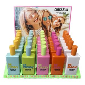 EXPOSITOR SORPRESA CHIC & FUN GRATIS POR LA COMPRA DE 25 FRAGANCIAS 50ml. CHIC & FUN