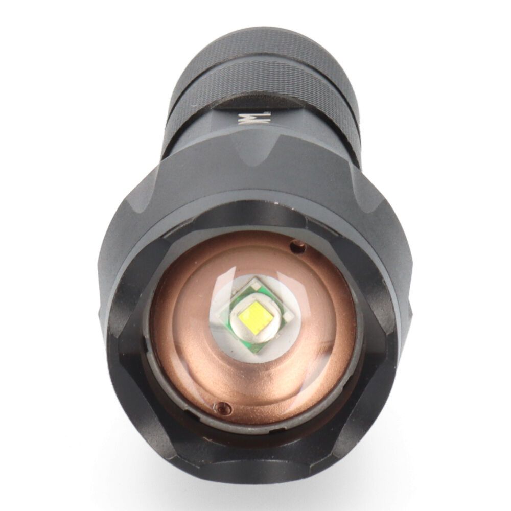 LINTERNA LED TACTICAL FORCE, ZOOM, ALUMINIO, 3 W 140 lm 3xAAA (INCLUIDAS) - Imagen 4