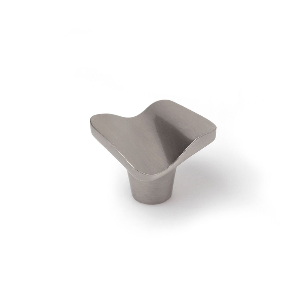 POMO PARA MUEBLE, MODELO 749, DE ZAMAK CON ACABADO NÍQUEL SATINADO, 32 x 31 mm, BLISTER 4 uds