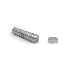 IMÁN, EN DISCO, DE NEODIMIO CON ACABADO NÍQUEL, Ø6 x 2 mm